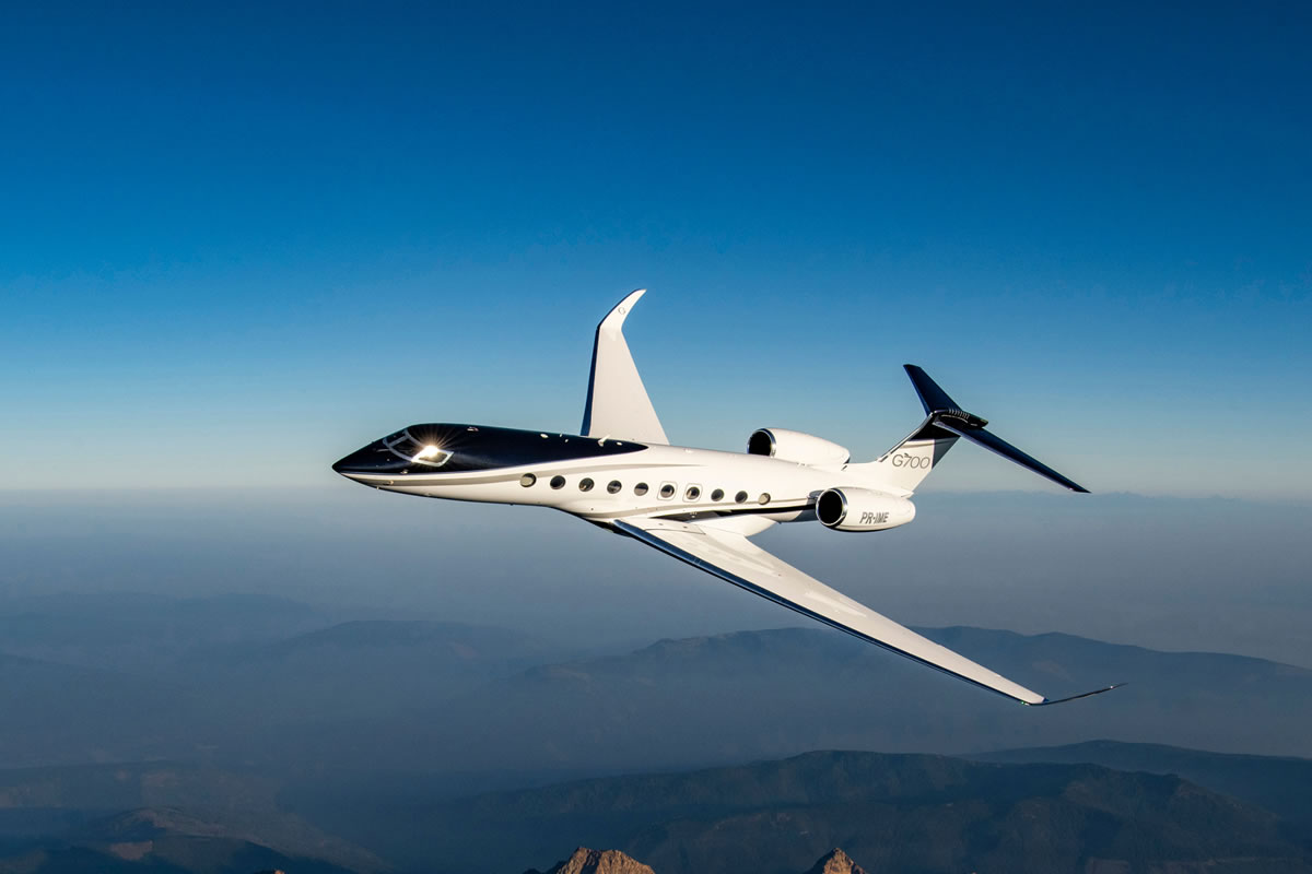 Pioneirismo, liderança e inovação.